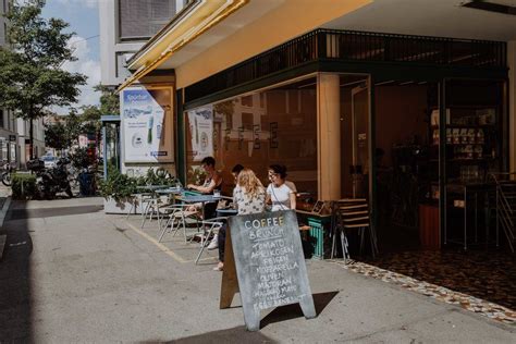 Zurich Coffee Shop: A Whimsical Escape for Caffeine Enthusiasts and History Buffs!